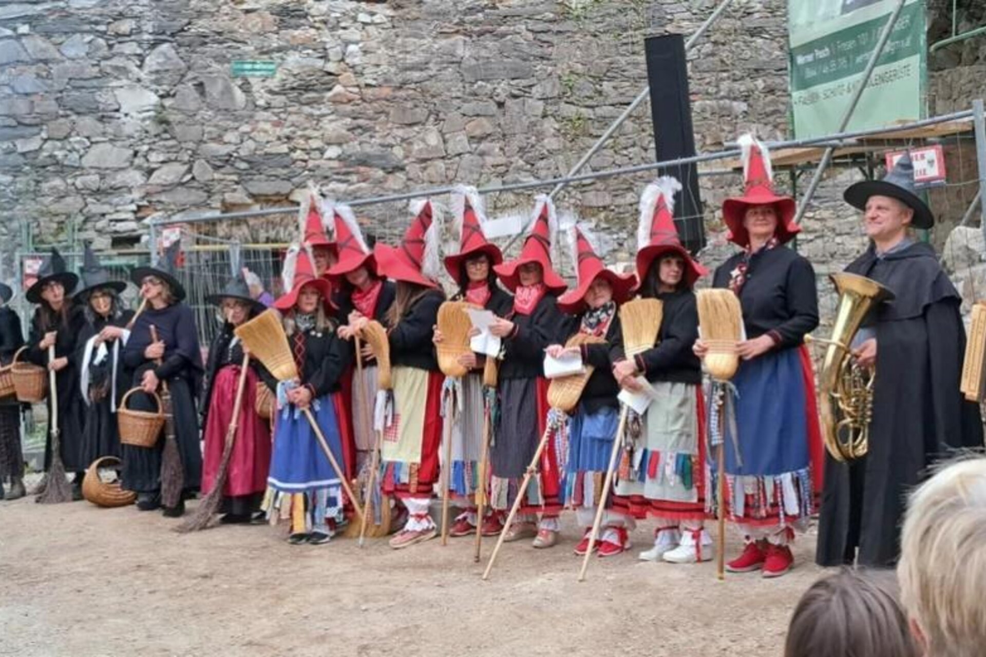 Walpurgisnacht auf der Burgruine Waxenegg
